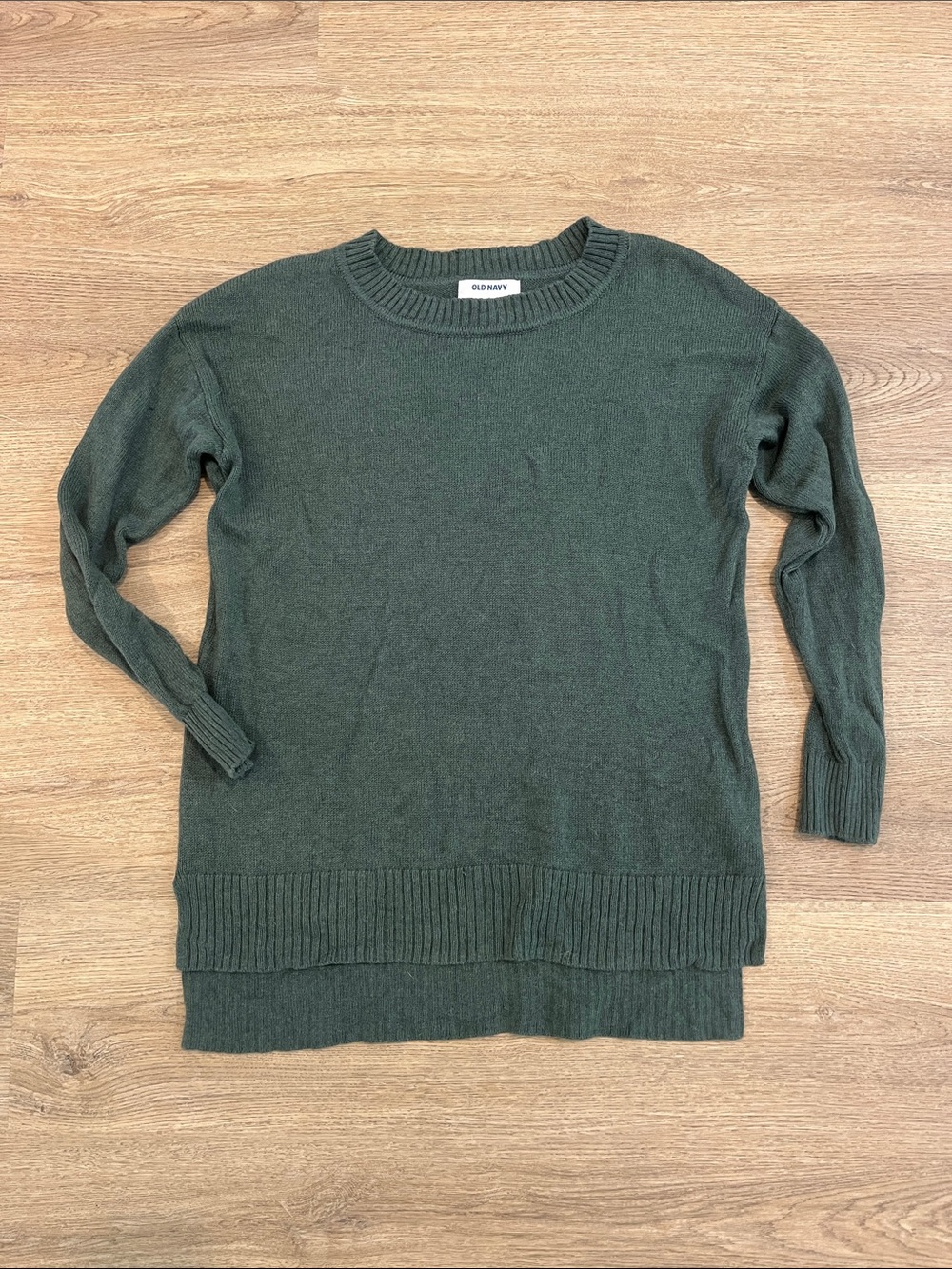 Old Navy Women’s Forest Green Crewneck Tunic Sweater